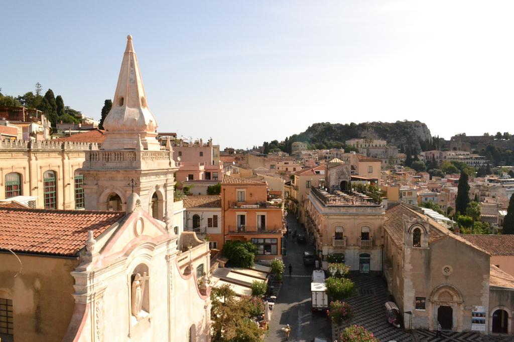 Charming Place Taormina Eksteriør billede