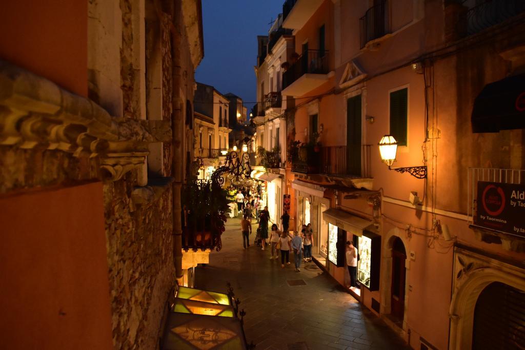 Charming Place Taormina Eksteriør billede